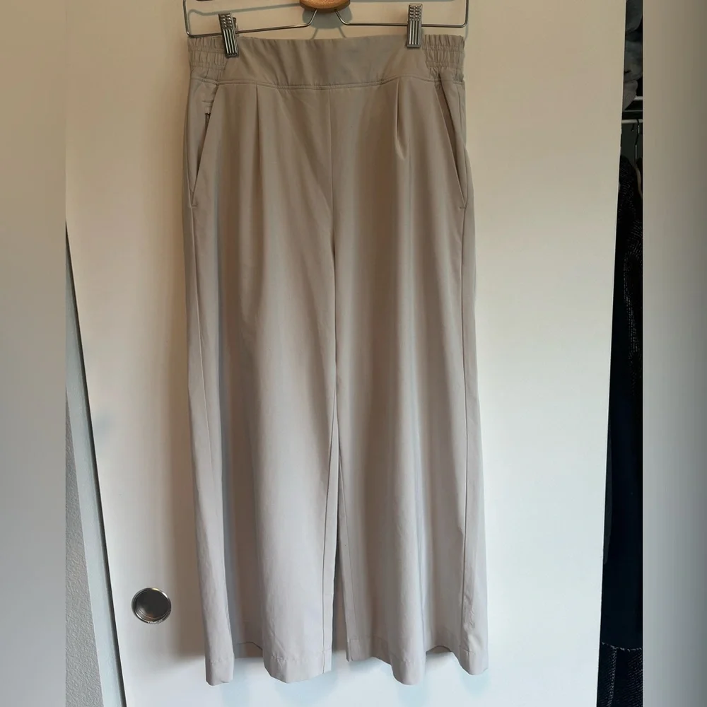 Athleta Brooklyn Wide Leg Cropped Pant - Picture 4 of 6
